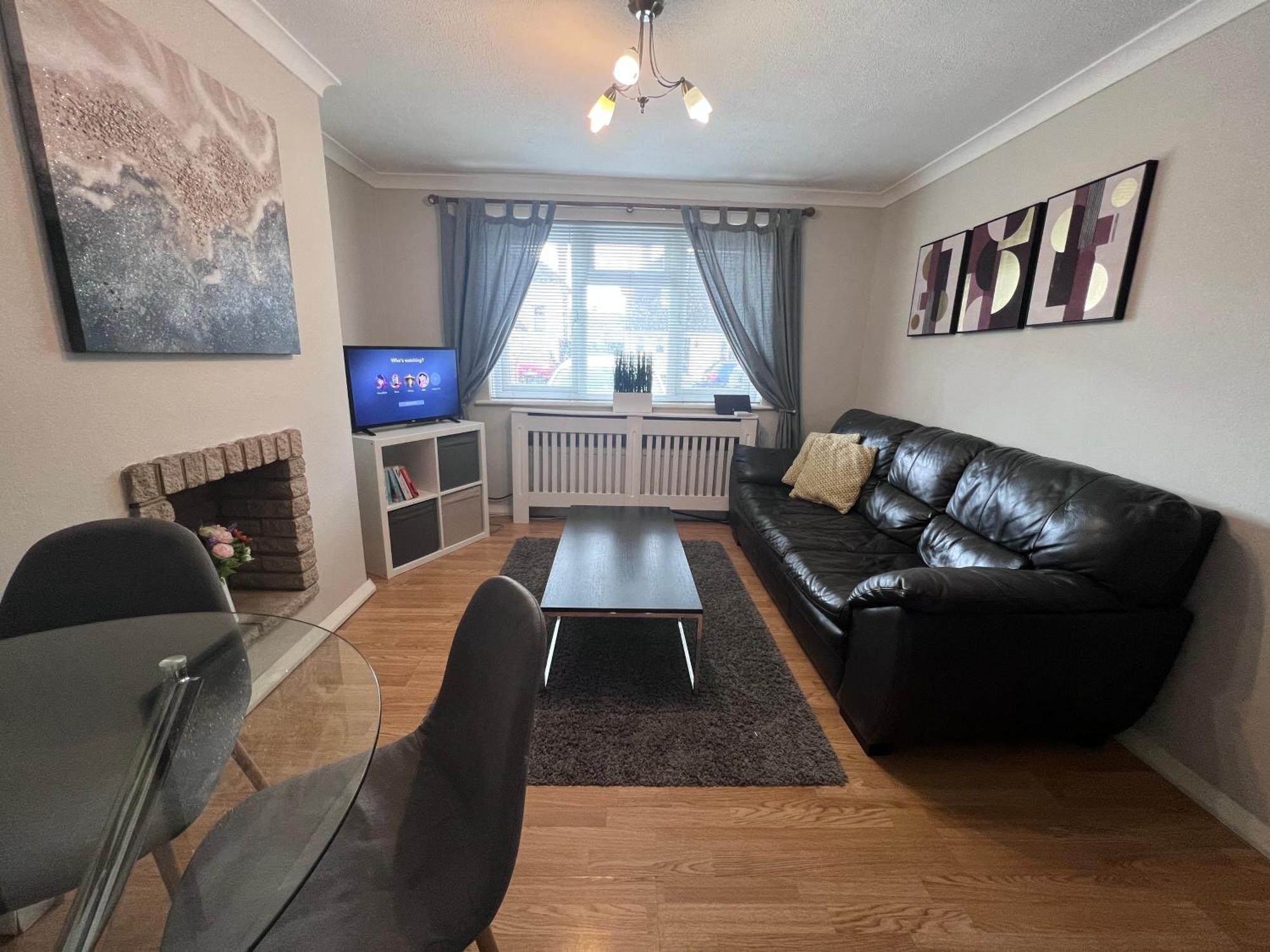 Croydon Apartment With Parking Londra Dış mekan fotoğraf